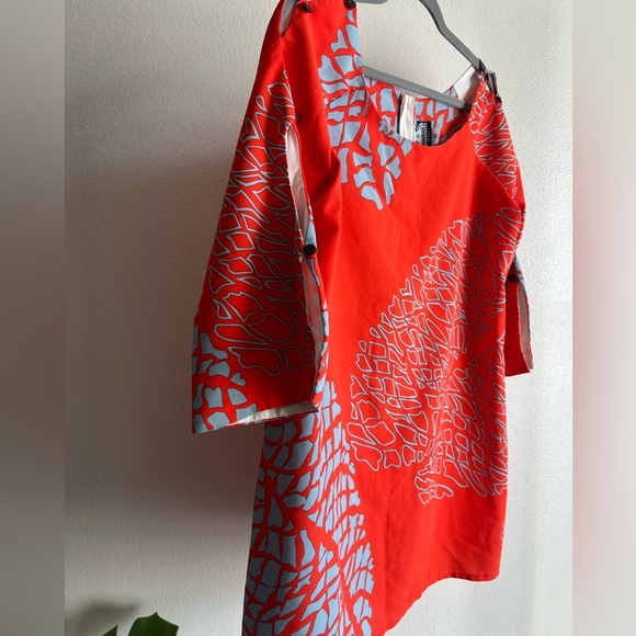 Manuhealii Dress - Picture 6 of 7